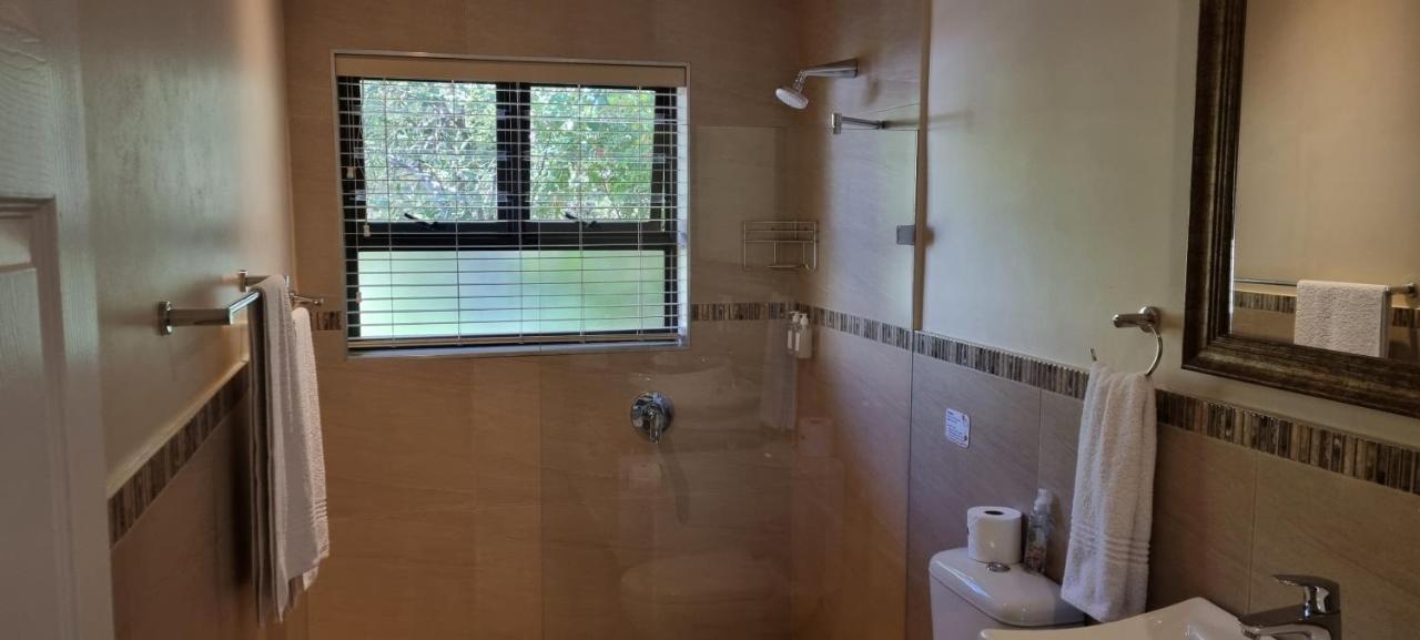 Somerzicht Guest House Somerset West Ngoại thất bức ảnh